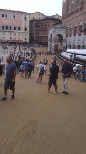 Manifestazione contro il Palio di Siena - 16.08.2015 immagini e video 2015 457 576x1024