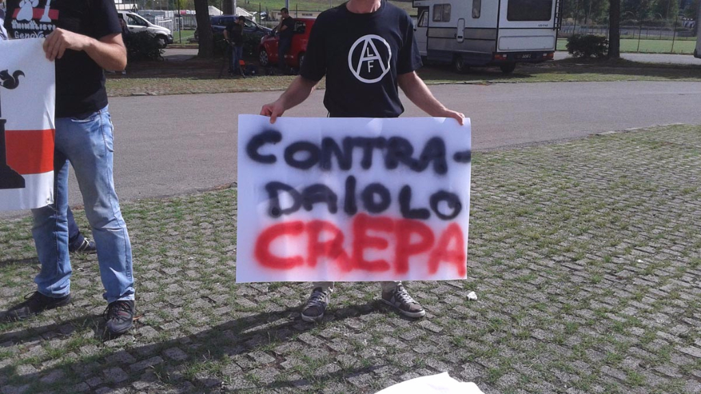 Manifestazione contro il Palio di Siena - 16.08.2015 immagini e video 2015 482
