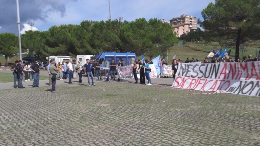 Manifestazione contro il Palio di Siena - 16.08.2015 immagini e video 2015 486 1024x576