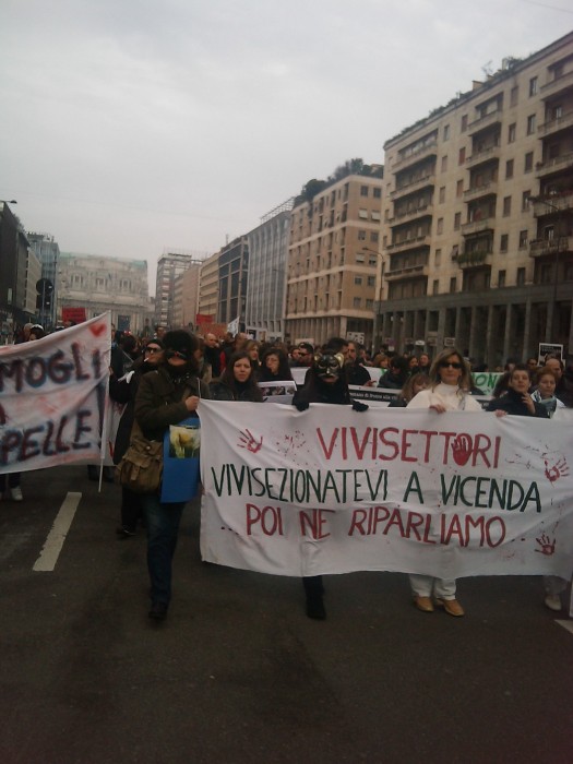 MANIFESTAZIONE CONTRO LA VIVISEZIONE - MILANO 5 marzo 2011 manifestazione contro la vivisezione milano 5 marzo 20130212 1811330399