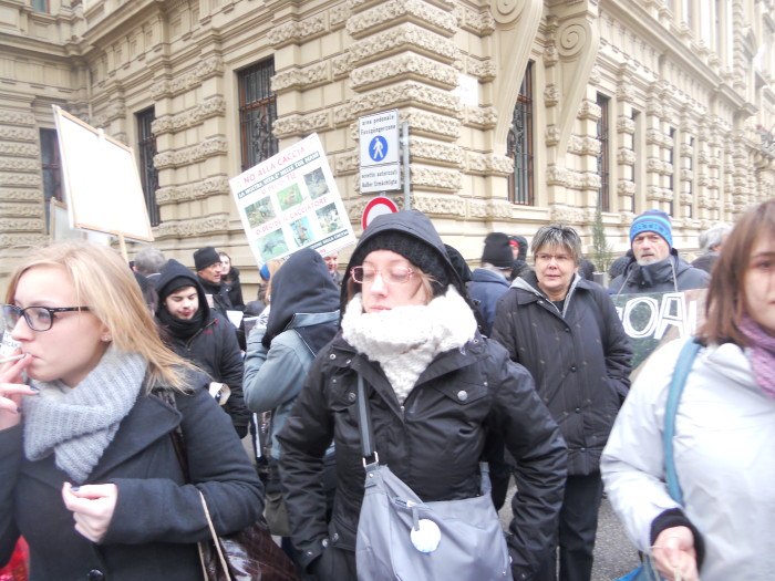 Bolzano 04.02.2012 manifestazione contro lo sfruttamento degli animali manifestazione contro lo sfruttamento degli anim 20130212 1586098201