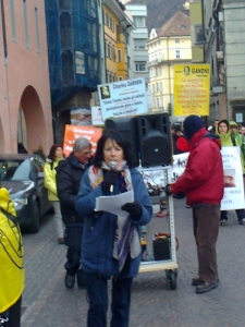 Bolzano 04.02.2012 manifestazione contro lo sfruttamento degli animali manifestazione contro lo sfruttamento degli anim 20130212 1701653773
