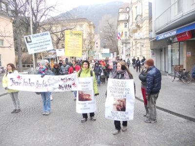 Bolzano 04.02.2012 manifestazione contro lo sfruttamento degli animali manifestazione contro lo sfruttamento degli anim 20130212 1746764774