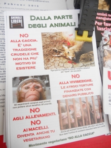 Bolzano 04.02.2012 manifestazione contro lo sfruttamento degli animali manifestazione contro lo sfruttamento degli animali 20120205 1575504493