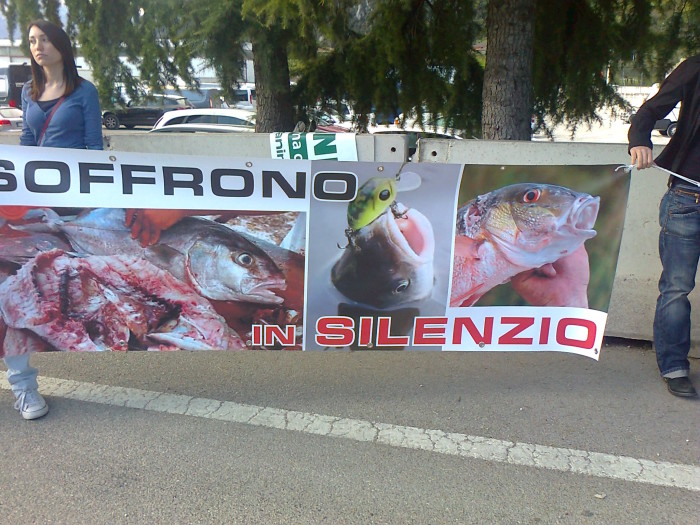 Presidio alla Fiera Caccia e Pesca di Riva del Garda 31.03.2012 314
