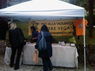 VEGAN FEST 2011- 22/25 APRILE - CAMARIORE vegan fest 2011 camaiore 20110427 1740687044