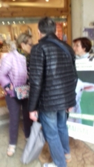 Manifestazione di protesta contro il massacro Pasquale degli agnelli e capretti 15 Aprile 2017 IMG 20170416 WA0023 672x1195