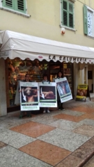 Manifestazione di protesta contro il massacro Pasquale degli agnelli e capretti 15 Aprile 2017 IMG 20170416 WA0024 672x1195